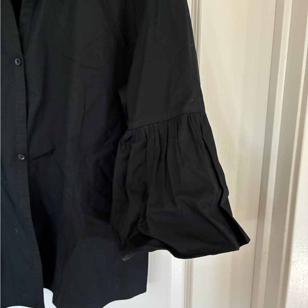 Harve Benard Black Button Down Shirt with Puff Sleeves - Picture 4 of 5